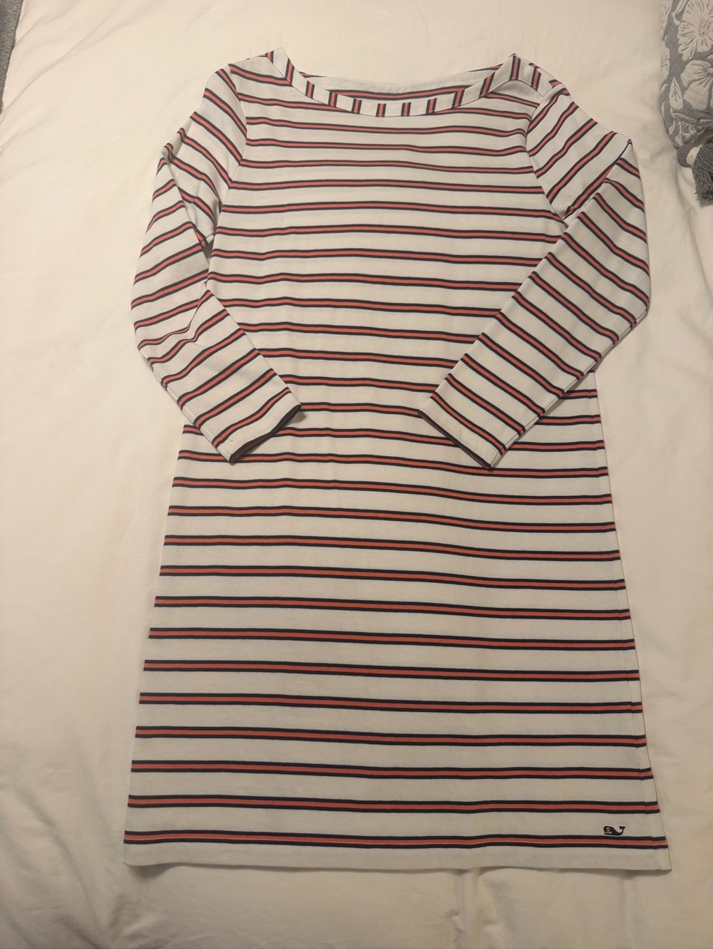 Vineyard Vines Dress - Picture 2 of 5